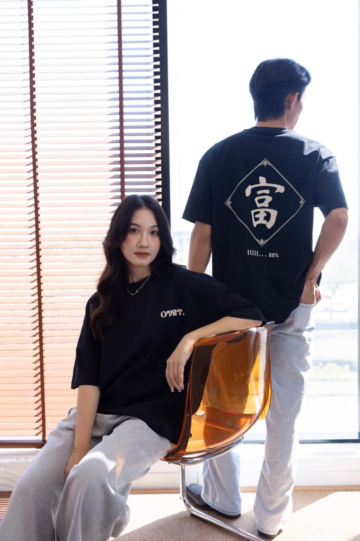 [PRE-ORDER] DIAMOND: Fortune Black Oversized Tee